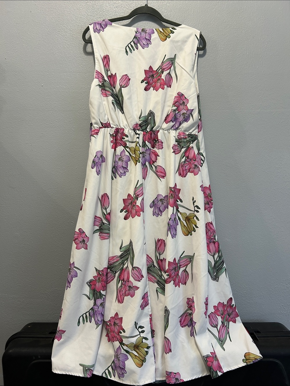 BloomChic White Dress with Pink Floral Detail - Picture 3 of 7